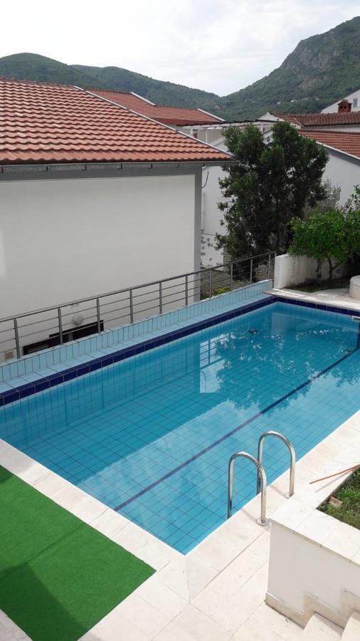 Villa Antic With Private Pool In บุดวา ภายนอก รูปภาพ