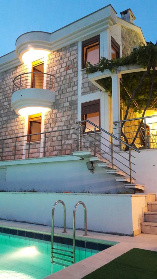 Villa Antic With Private Pool In บุดวา ภายนอก รูปภาพ