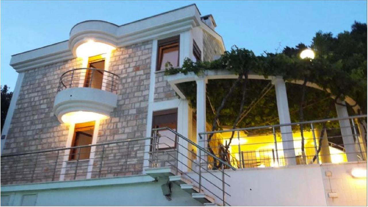 Villa Antic With Private Pool In บุดวา ภายนอก รูปภาพ